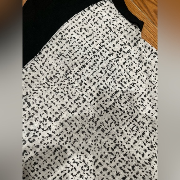 Calvin Klein Jeans Black and White Textured Blouse - Picture 2 of 11
